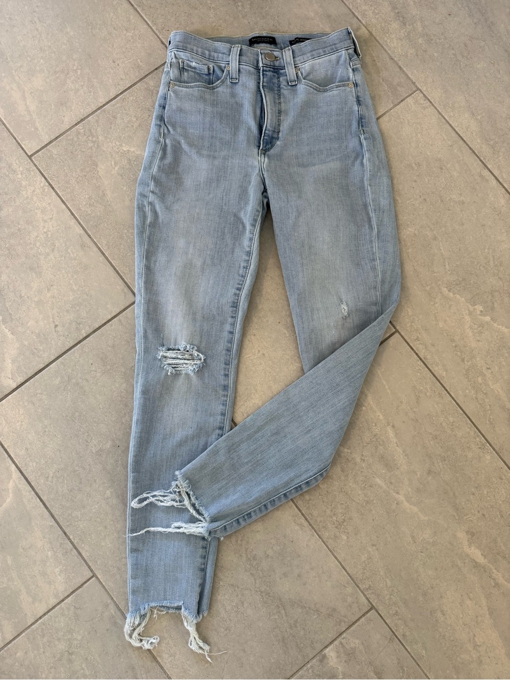 Banana Republic Light Blue High-Rise Distressed Jeans 25